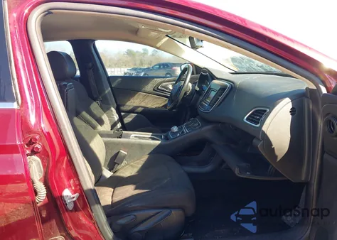 2015 Chrysler 200 Limited z USA, uszkodzony, nr VIN 1C3CCCAB6FN714737